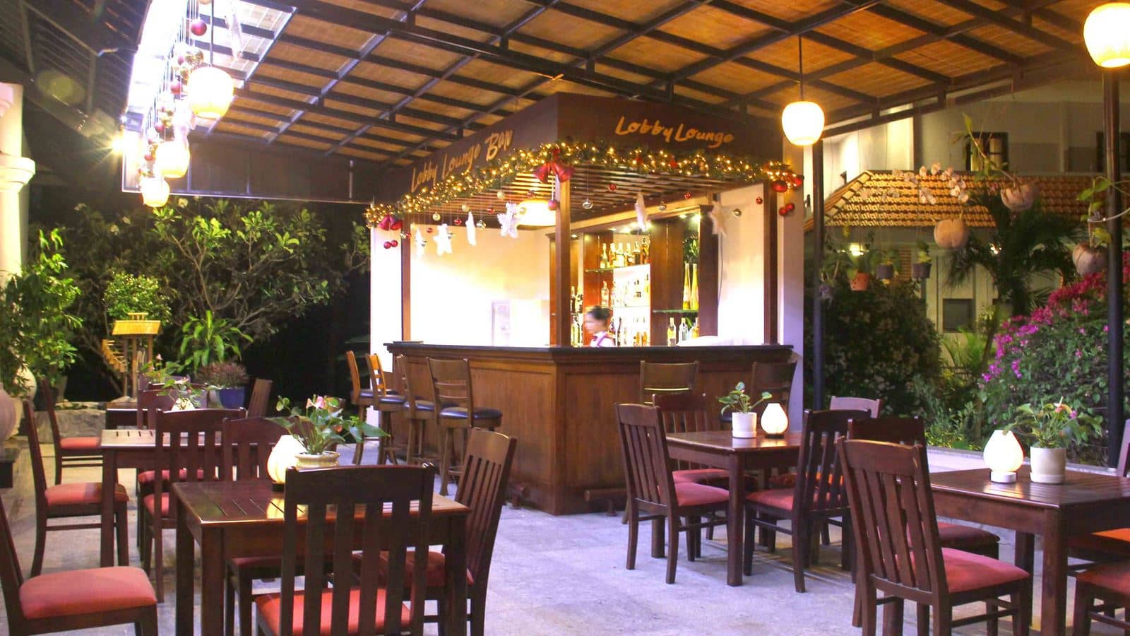 bars-green-lounge