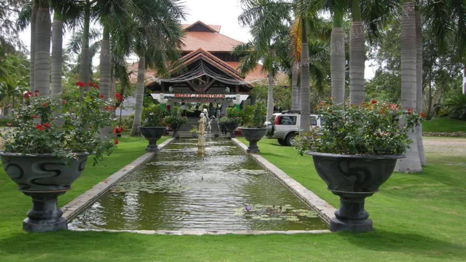 general-main-building