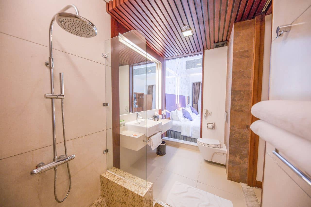 rooms-superior-oceanview-room