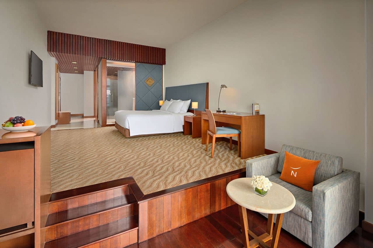 rooms-deluxe-room