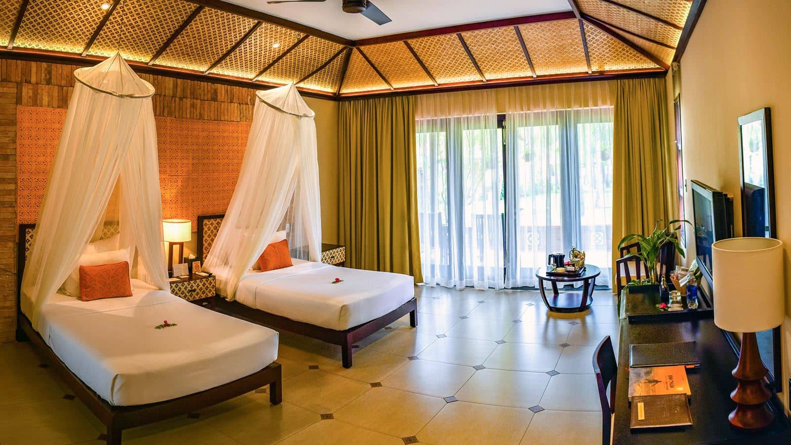 rooms-bungalow-sea-view