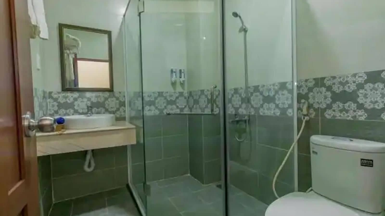 rooms-deluxe-garden-villa-room