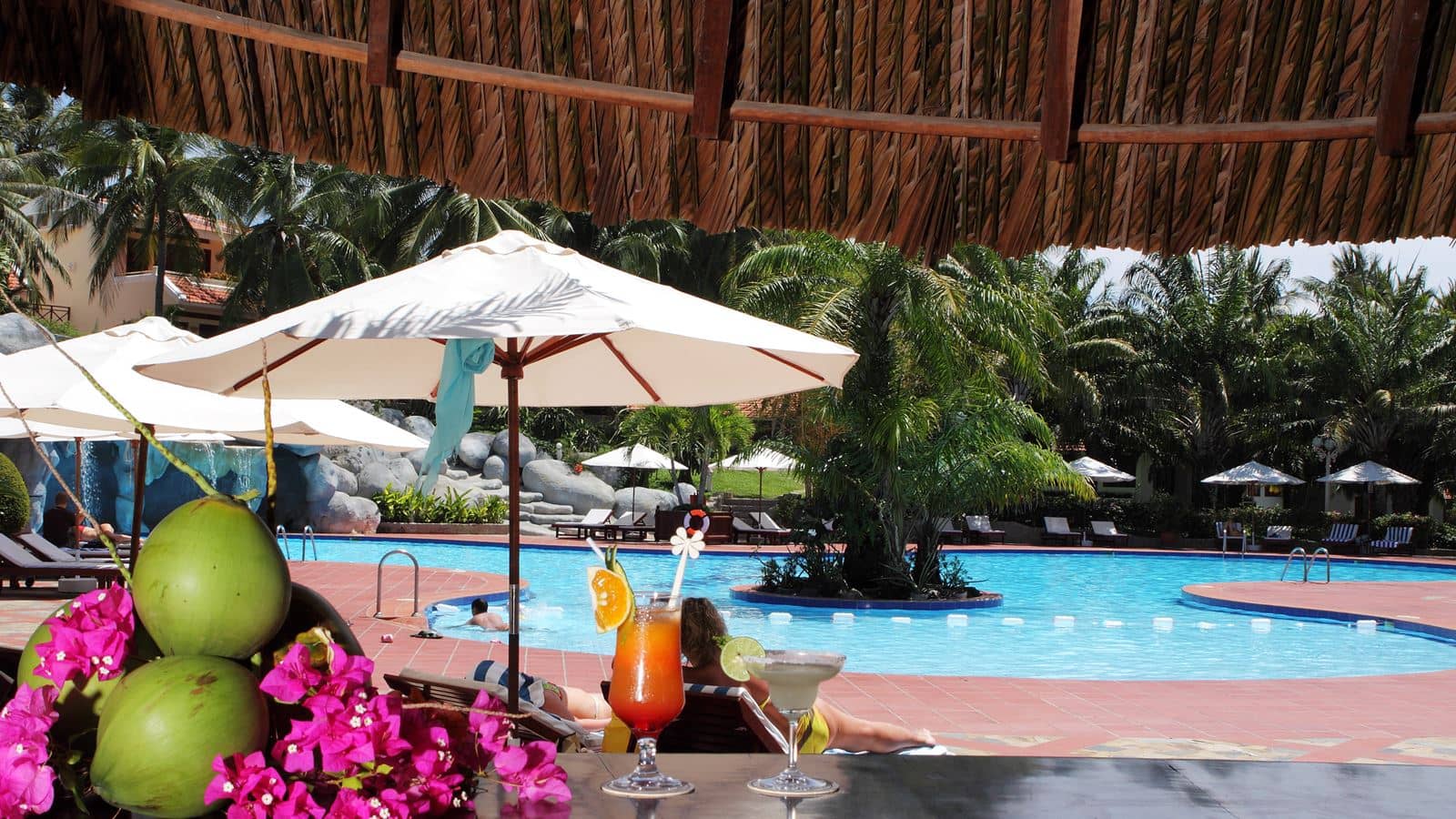 bars-beach-bar