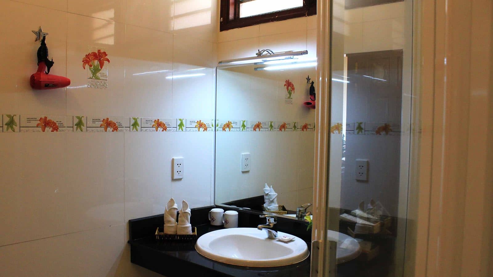 rooms-room-deluxe-beach-front-nonsmoking-at-sea-side-with-balcony-child-without-extra-bed