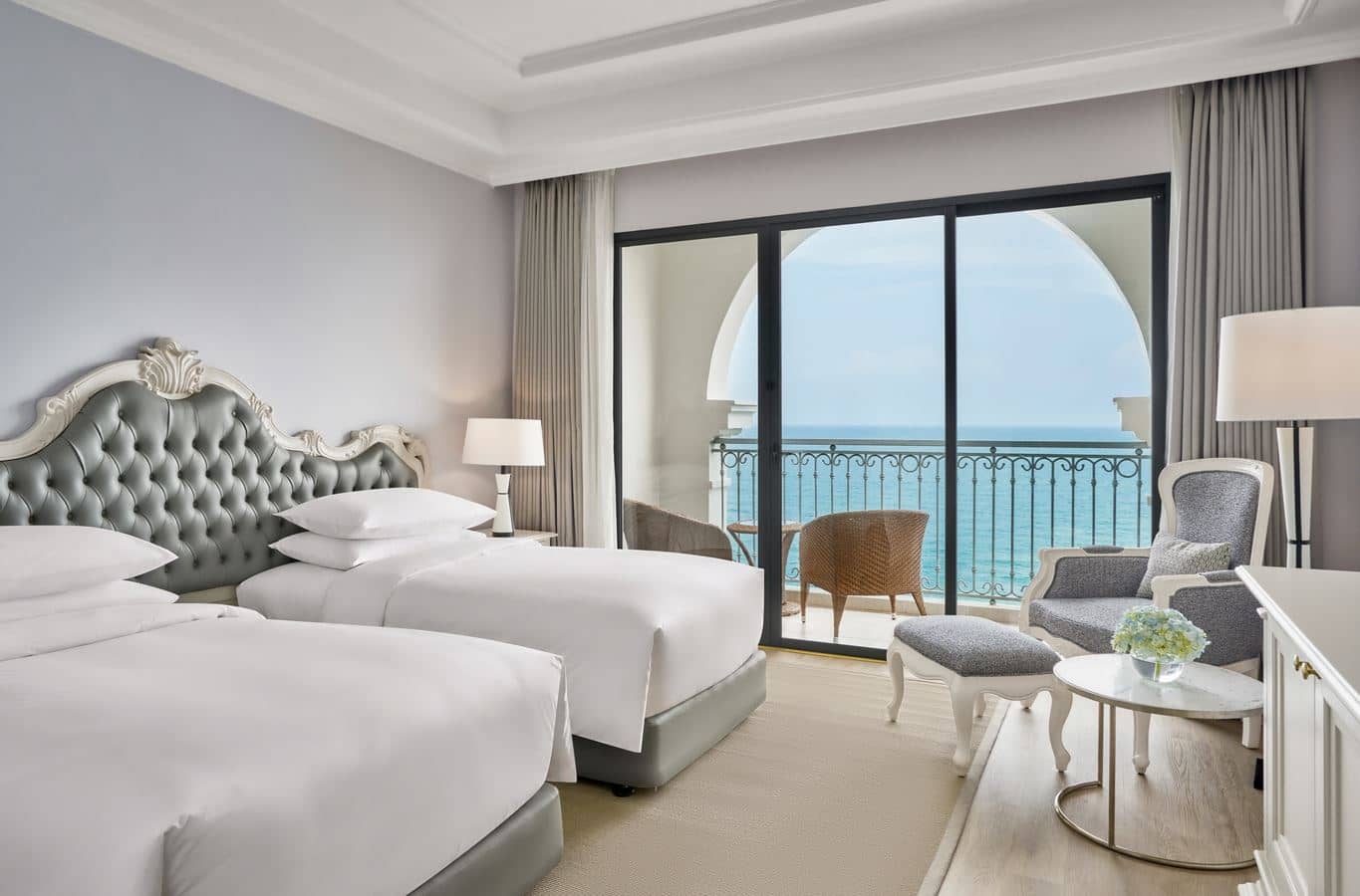 rooms-deluxe-ocean-view