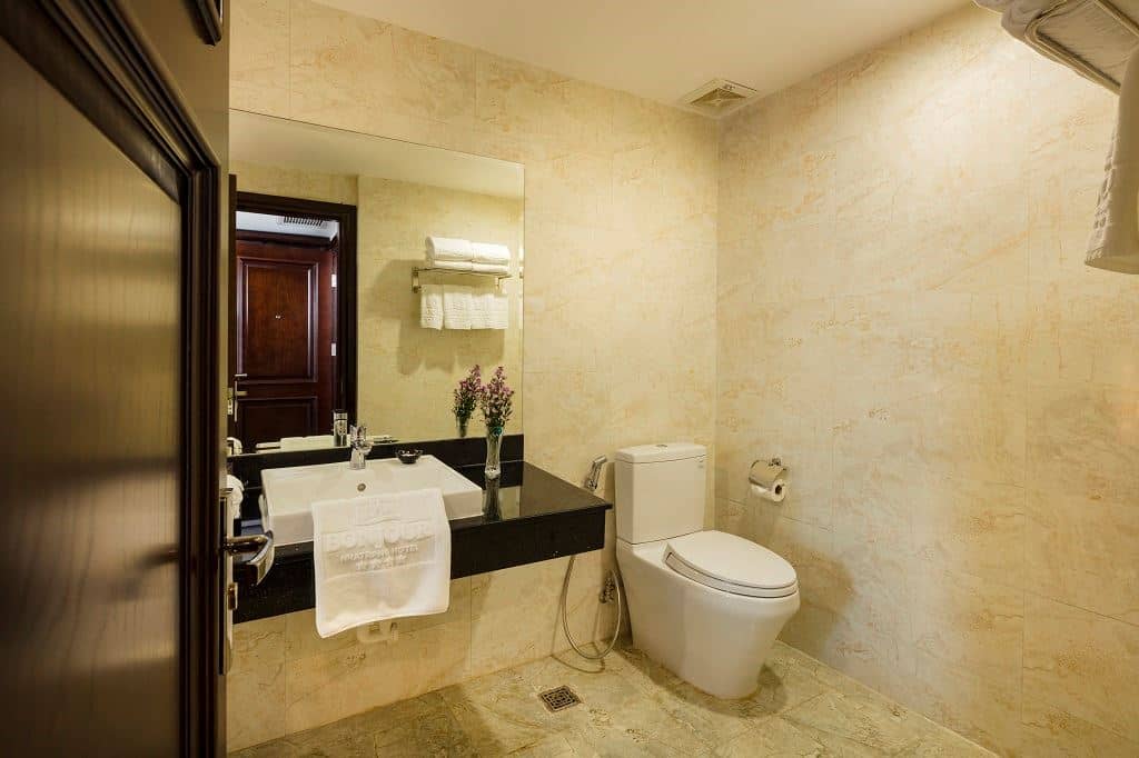 rooms-executive-family-with-balcony-no-extra-bed