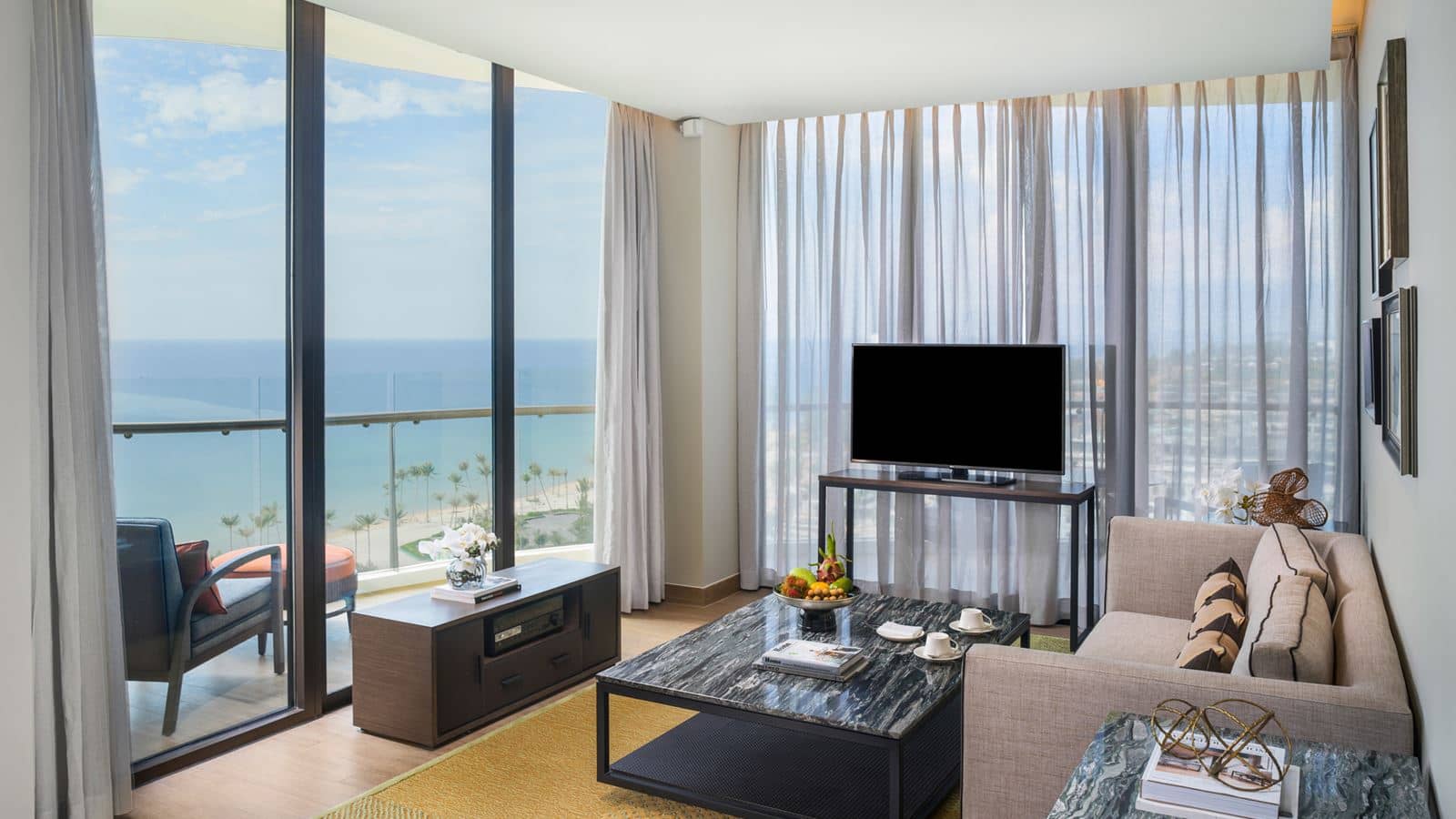 rooms-1-king-1-queen-1-twin-3bedroom-residence-ocean-view-no-extra-bed