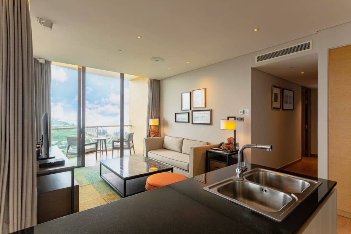 rooms-2-king-1-twin-residence-ocean-view-no-extra-bed