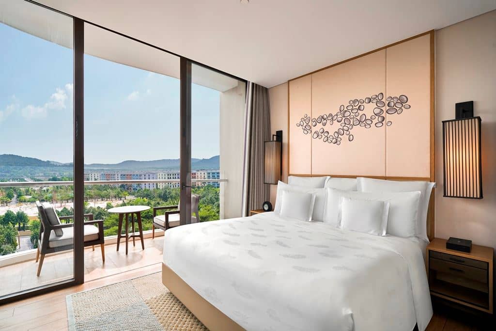 rooms-1-king-1-queen-2bedroom-residence-no-extra-bed