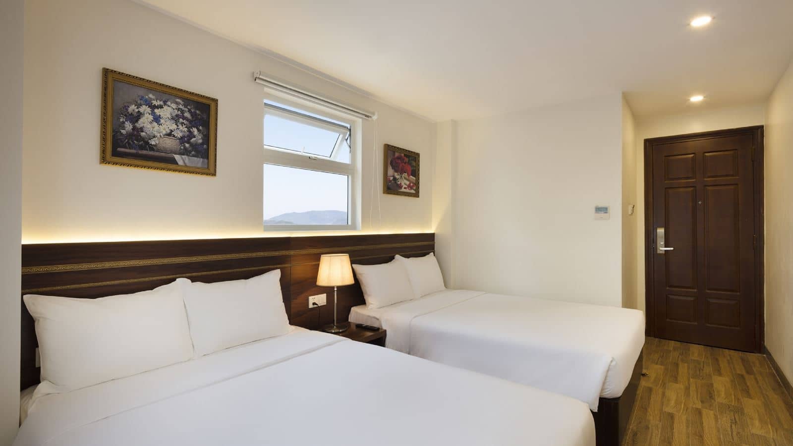 rooms-deluxe-city-view-no-extra-bed