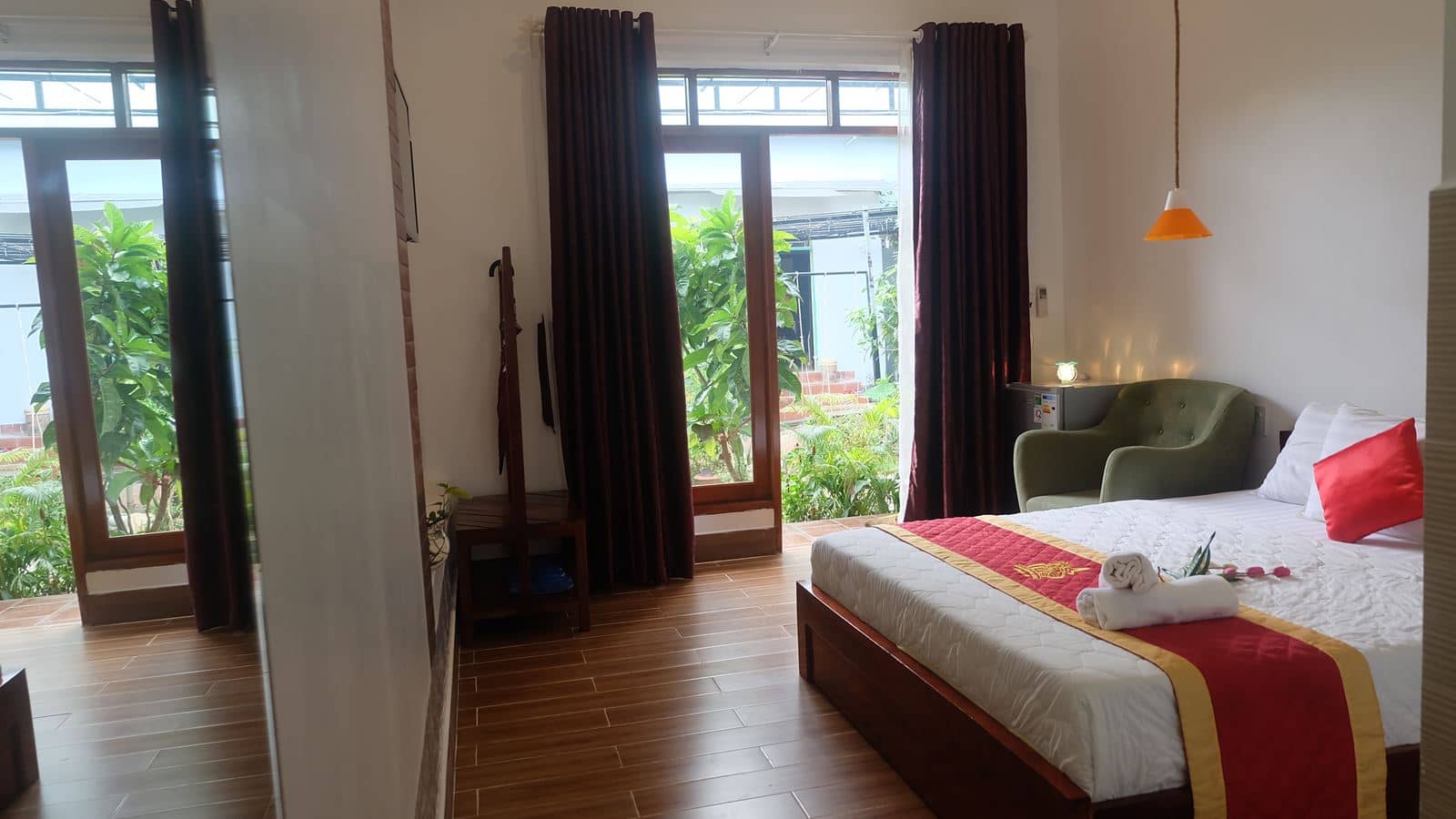 rooms-bungalow-standard-with-terrace