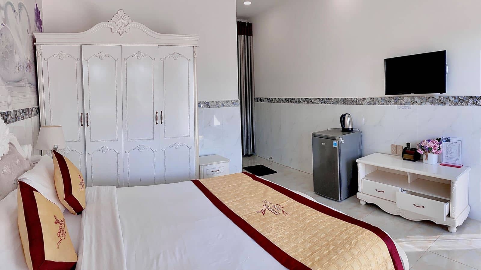 rooms-deluxe-double-with-balcony-child-without-extra-bed