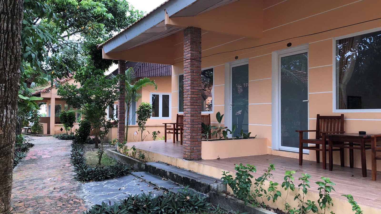 general-bungalow