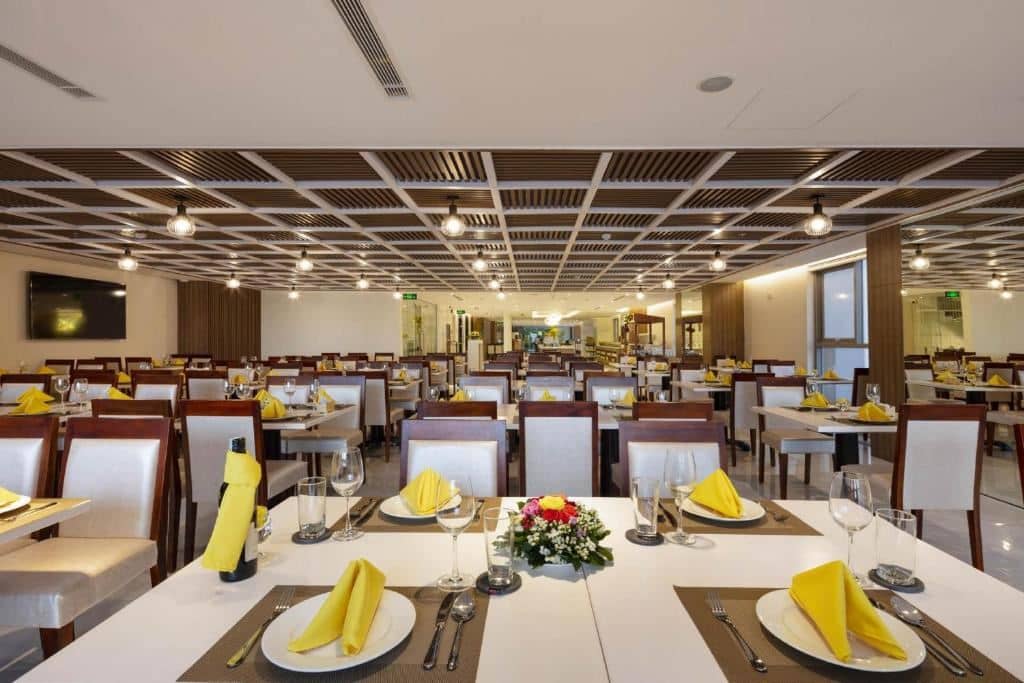 restaurants-restaurants