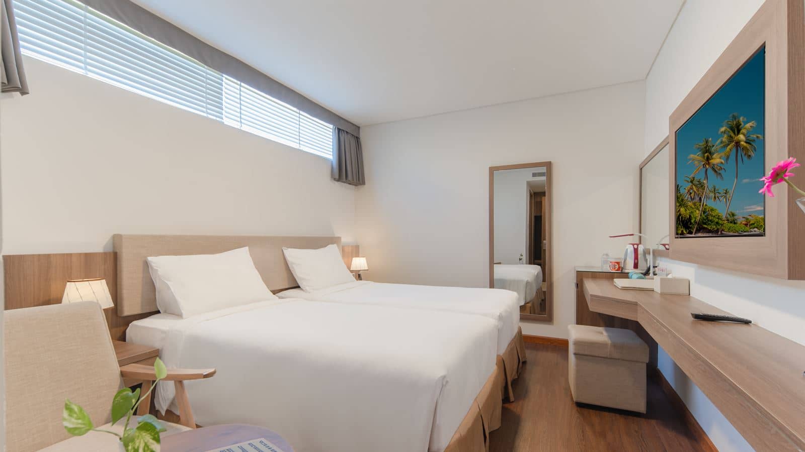 rooms-superior-no-window-child-without-extra-bed