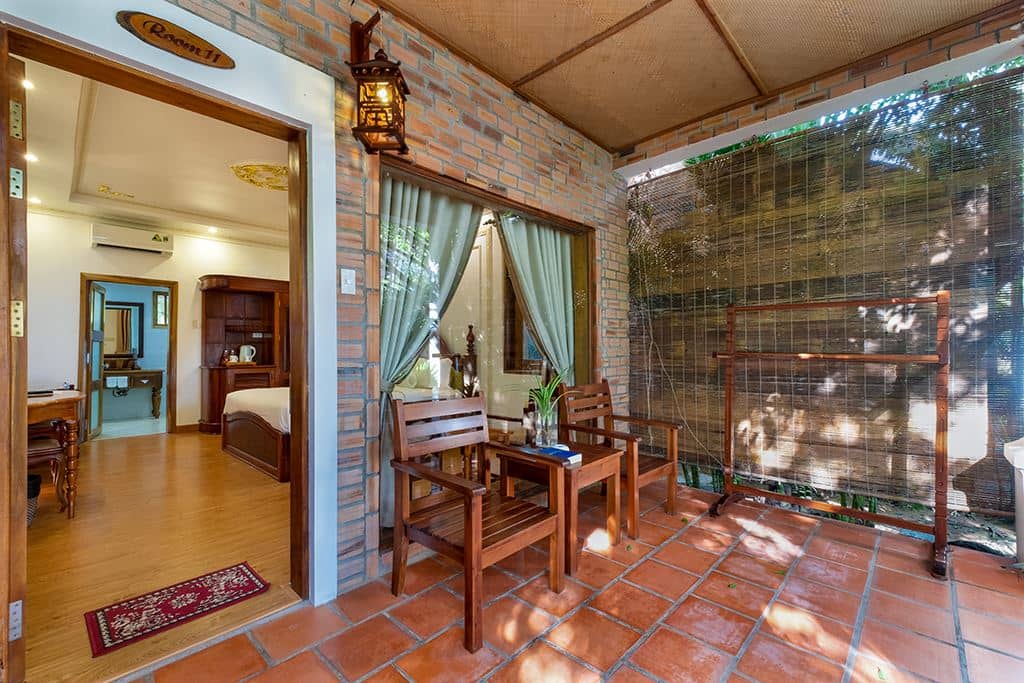 rooms-deluxe-garden-view-with-balcony-child-without-extra-bed