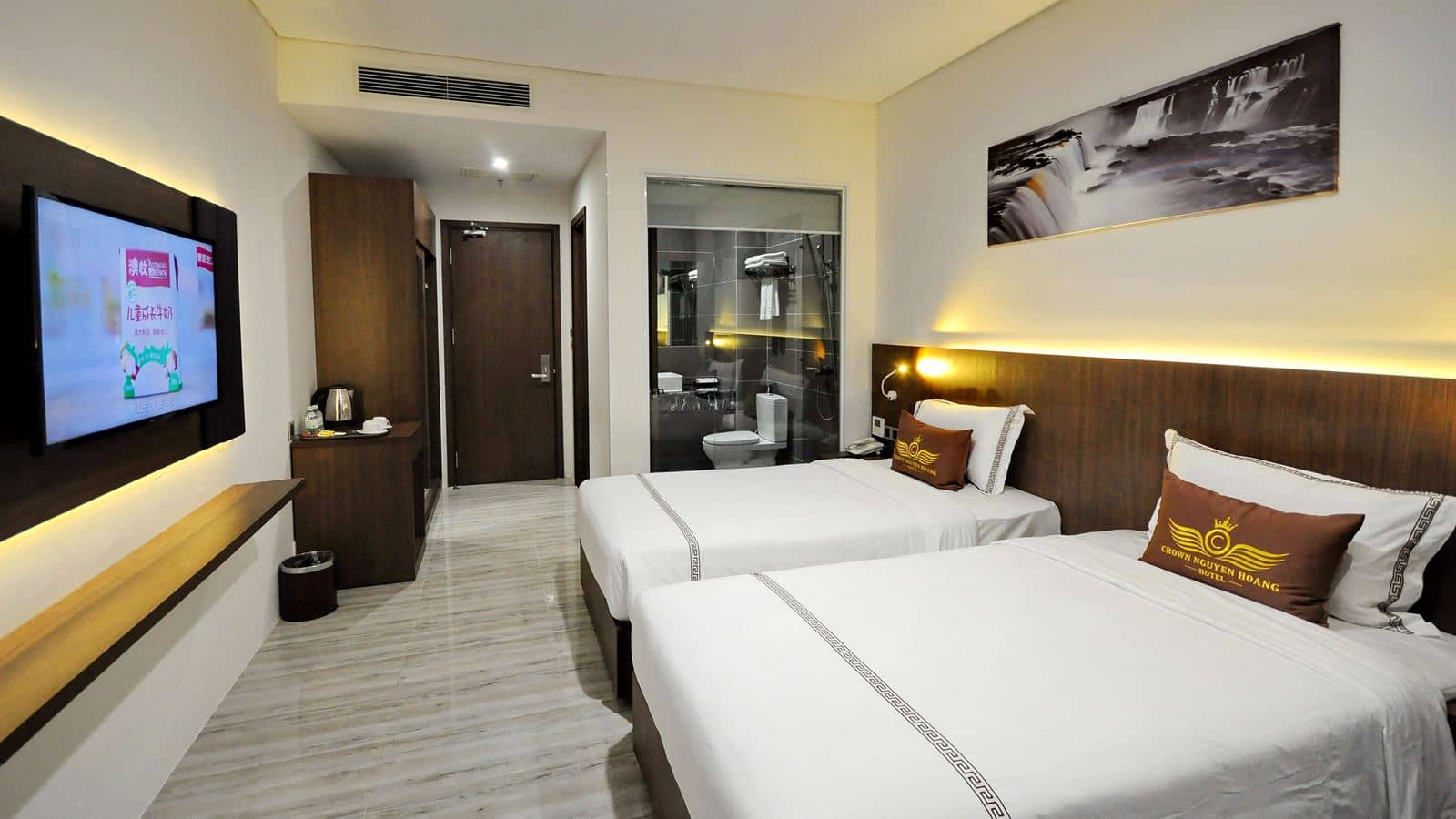 rooms-superior-room