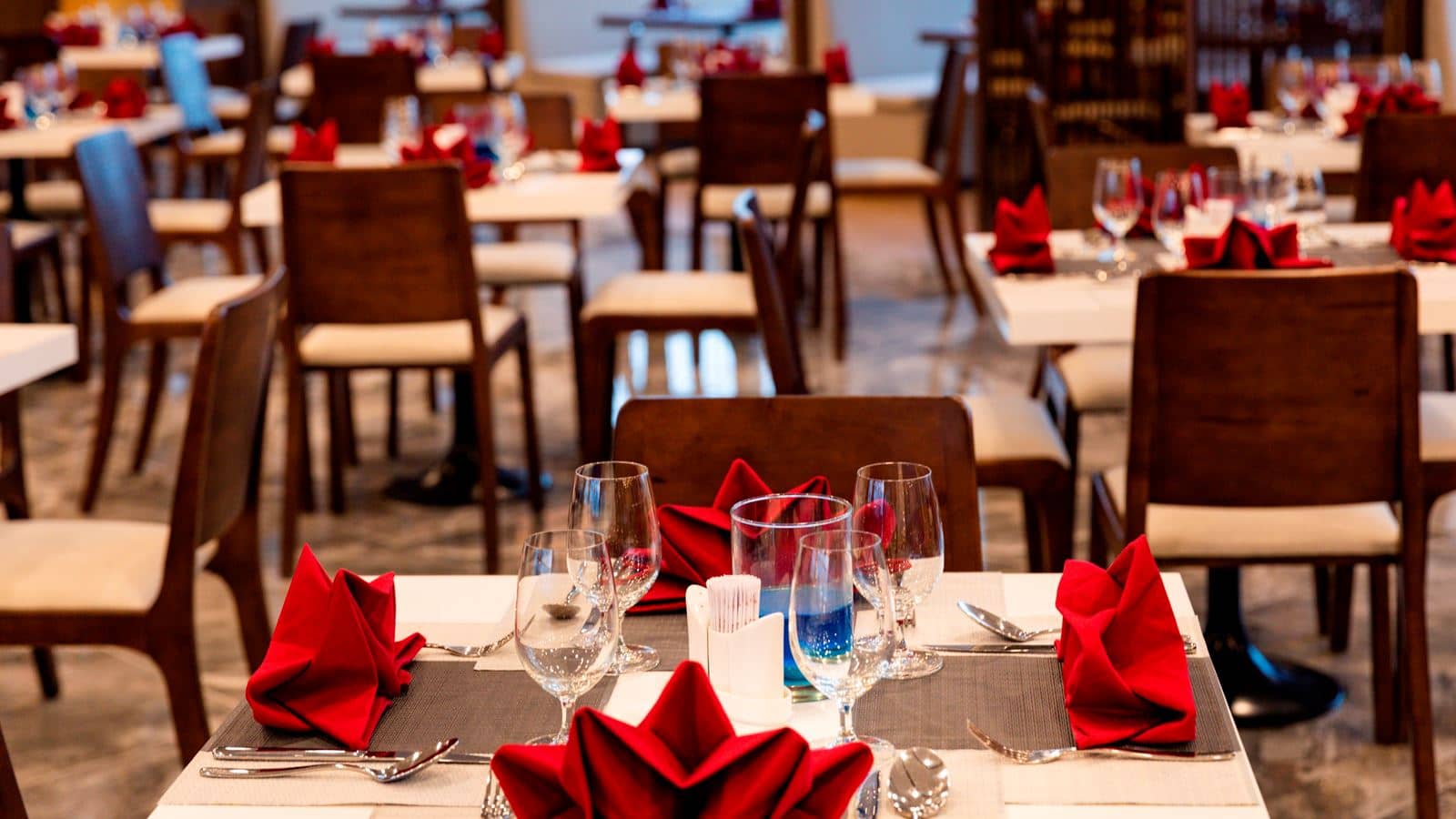 restaurants-oceania-restaurant