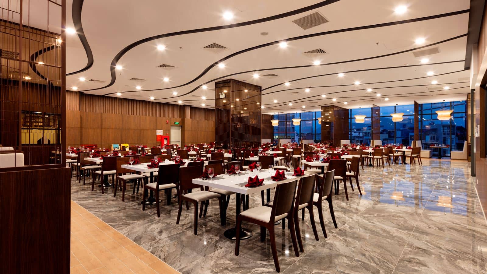 restaurants-oceania-restaurant