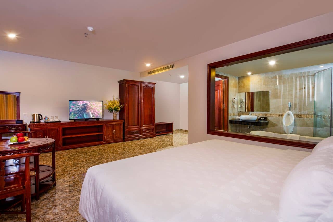 rooms-junior-suite-balcony