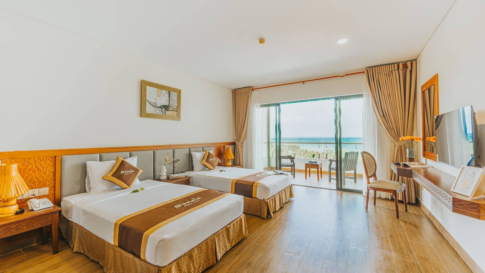 rooms-premium-deluxe-sea-view-child-without-extra-bed