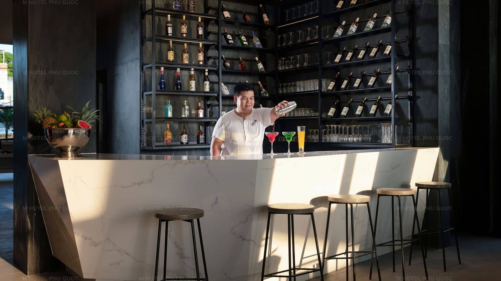 bars-m-sunset-bar