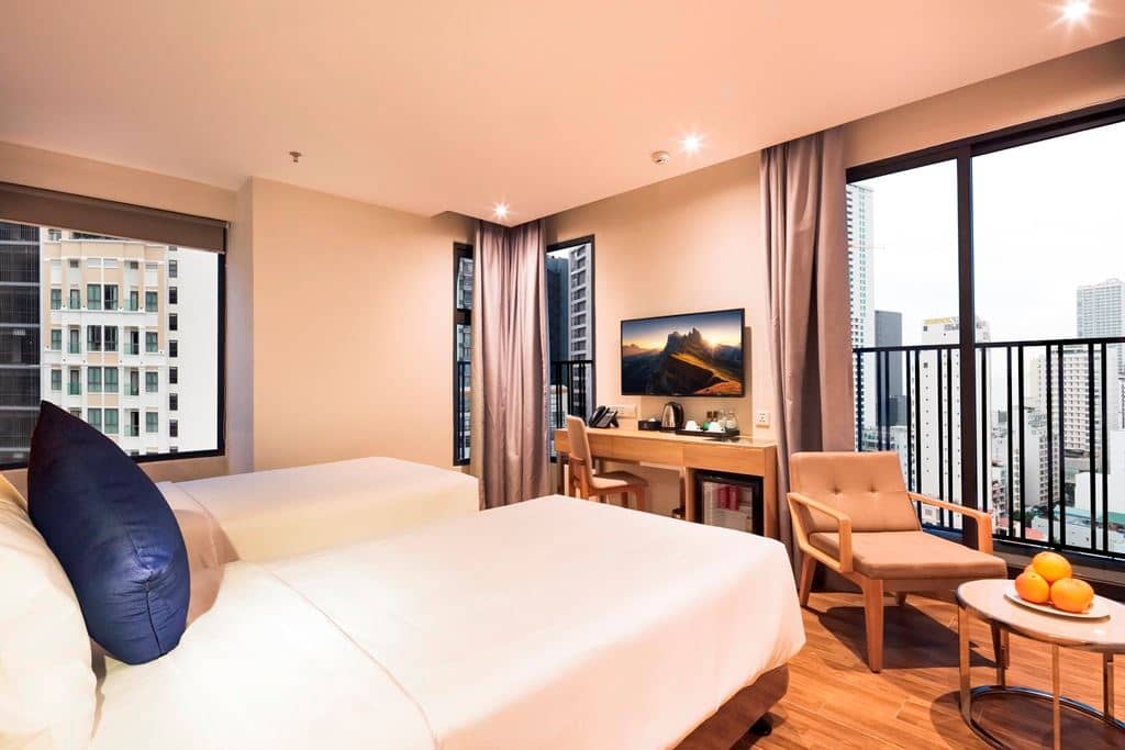 rooms-executive-city-view-with-balcony-child-without-extra-bed