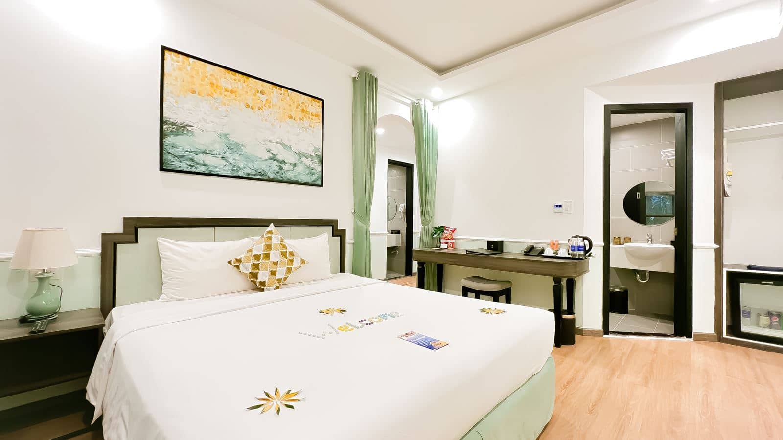 rooms-family-room