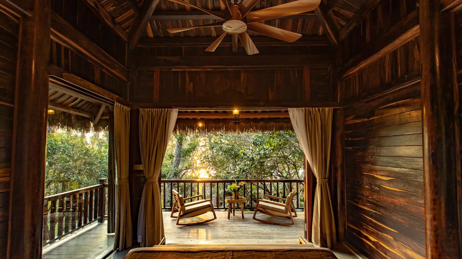 rooms-premium-ocean-breeze-bungalow-double-child-without-extra-bed