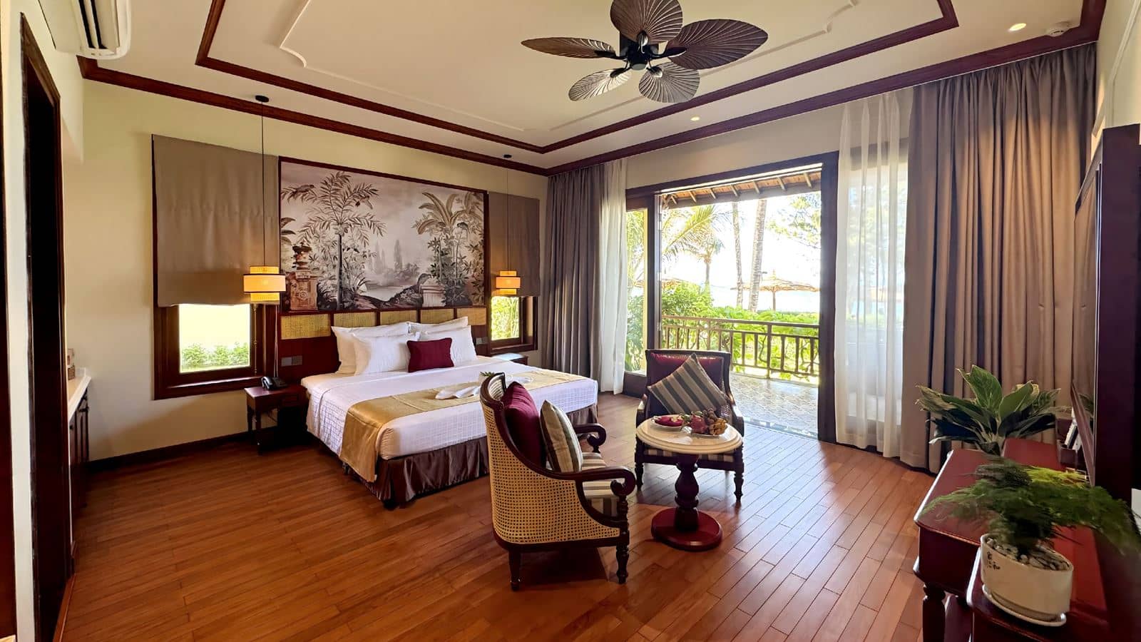 rooms-beachfront-villa-child-without-extra-bed