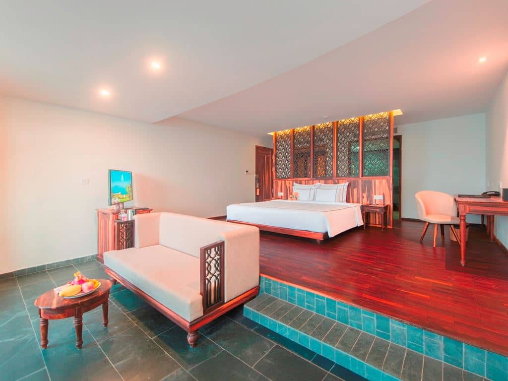 rooms-premier-executive-ocean-king-suite