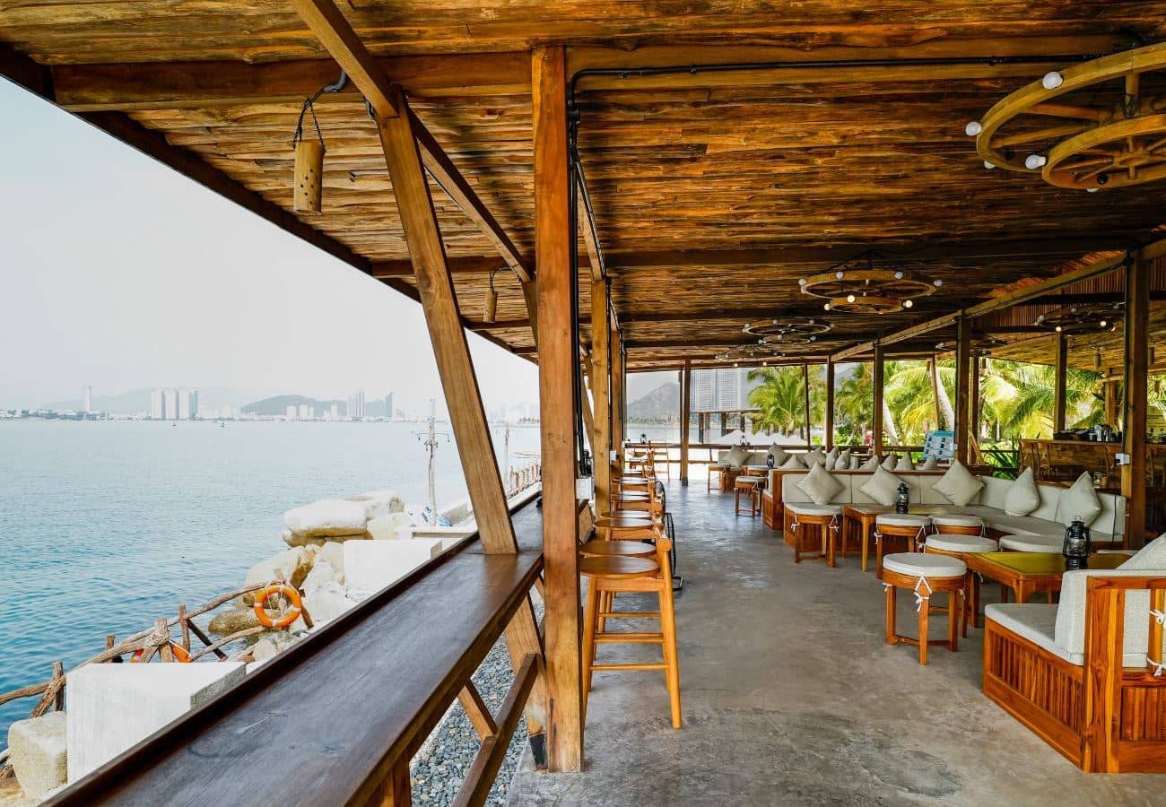bars-beach-bar