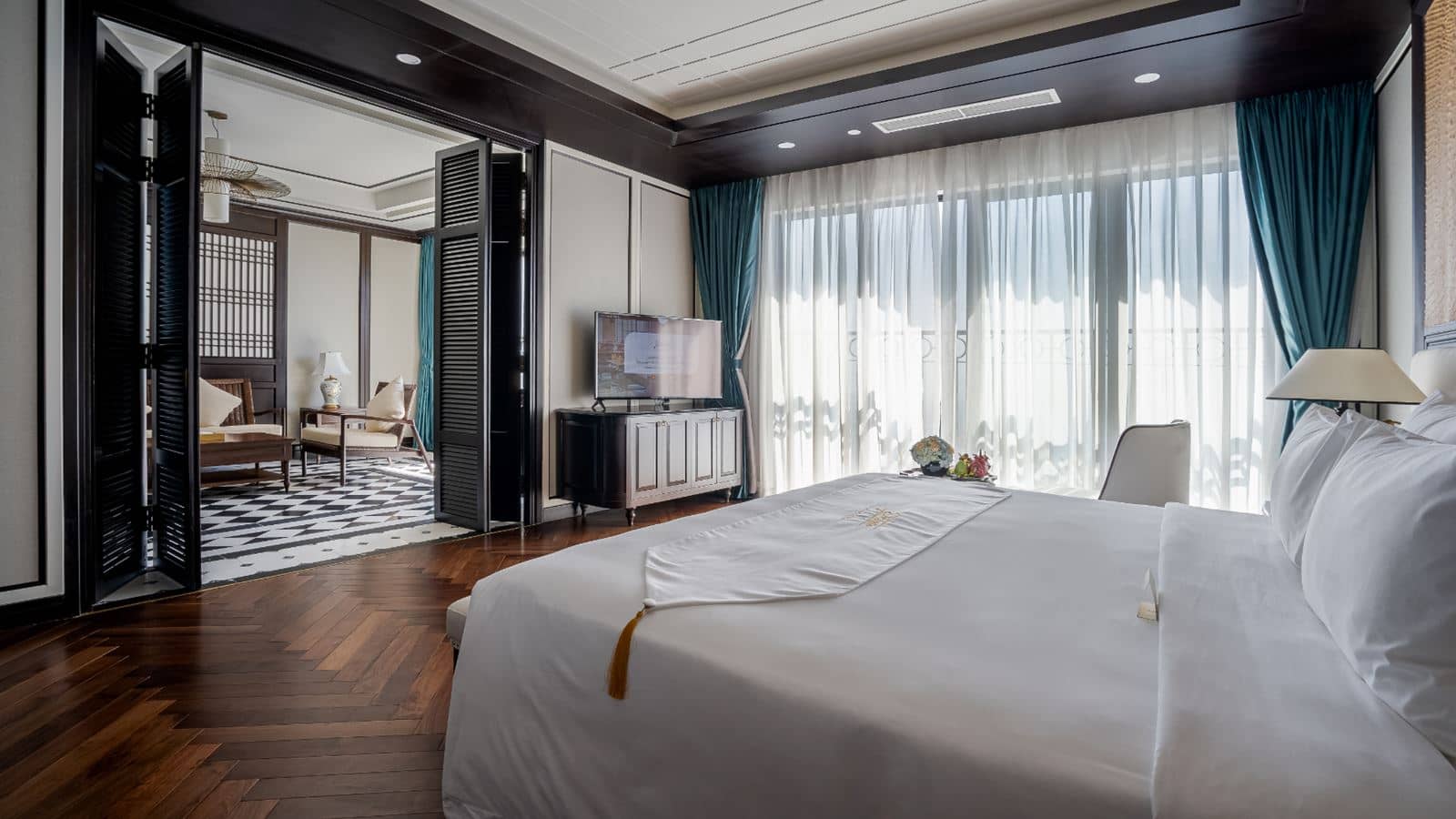 rooms-royal-suite