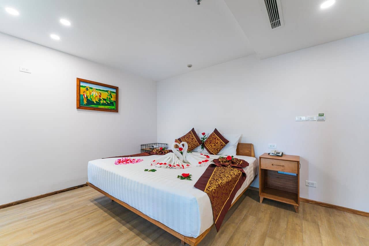 rooms-suite-sea-view-with-balcony