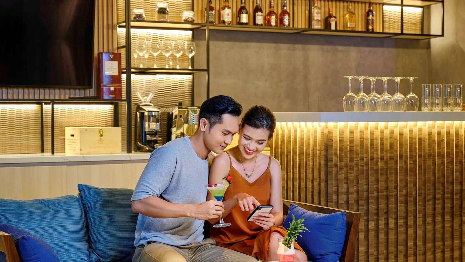 bars-sunset-lounge