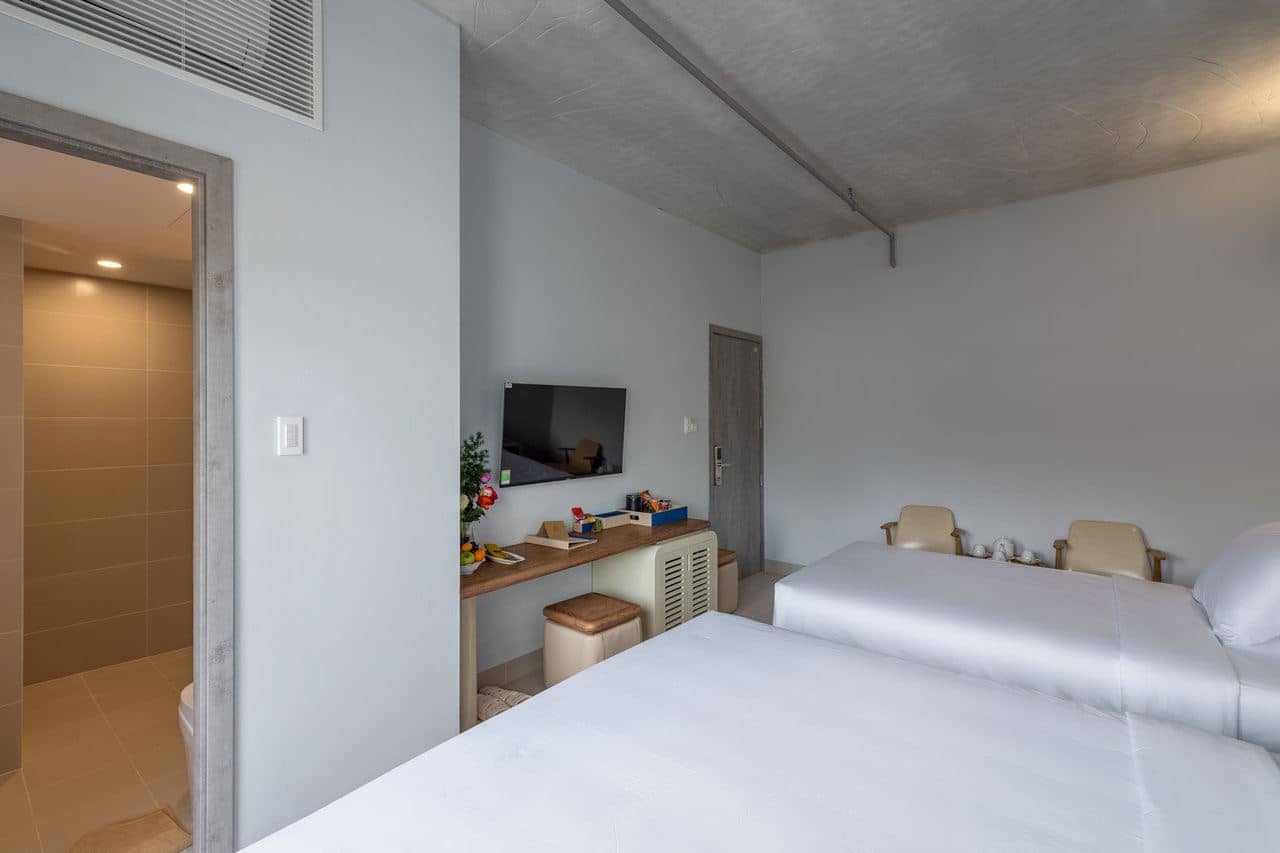 rooms-superior-with-window