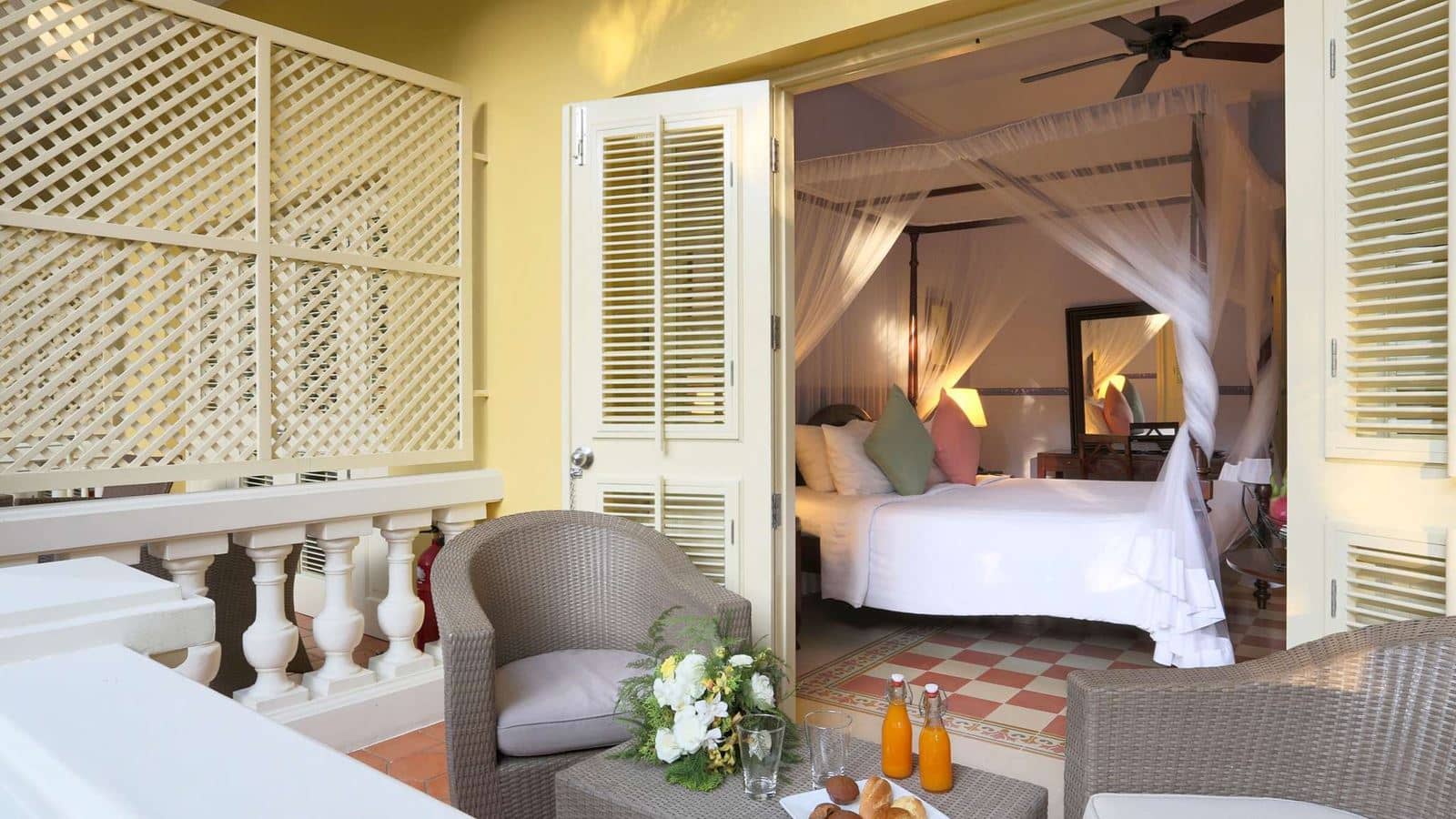 rooms-premier-garden-view