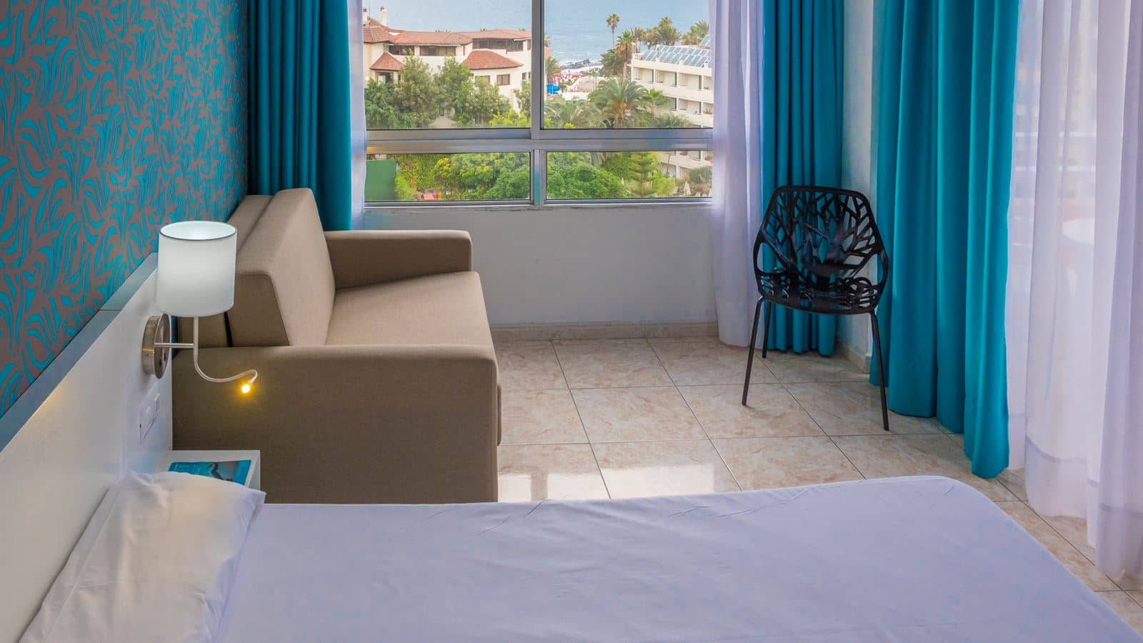 rooms-standard-room