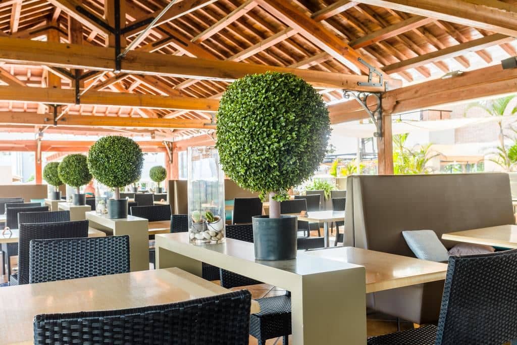 restaurants-la-palapa-snack-pool-bar