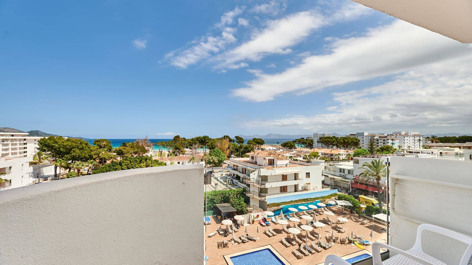 rooms-double-sea-view-balcony-or-terrace