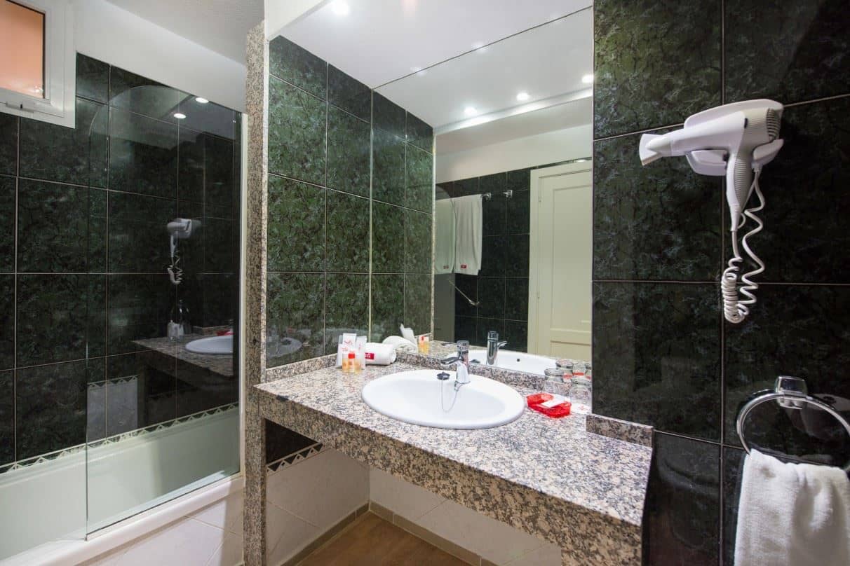 rooms-double-side-sea-view-a