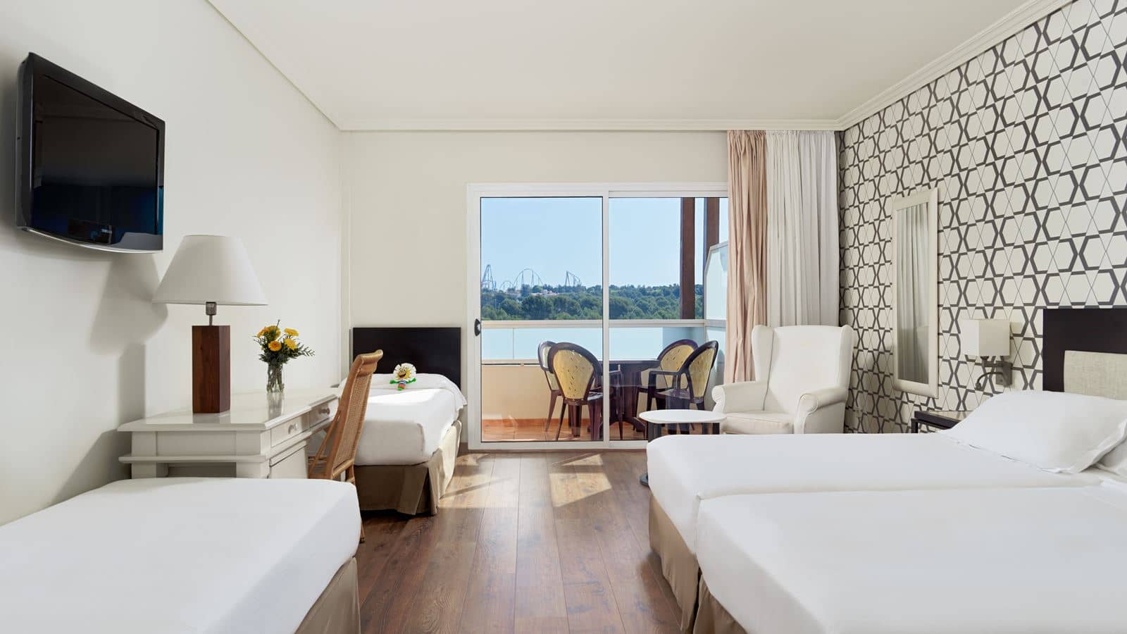 rooms-family-room
