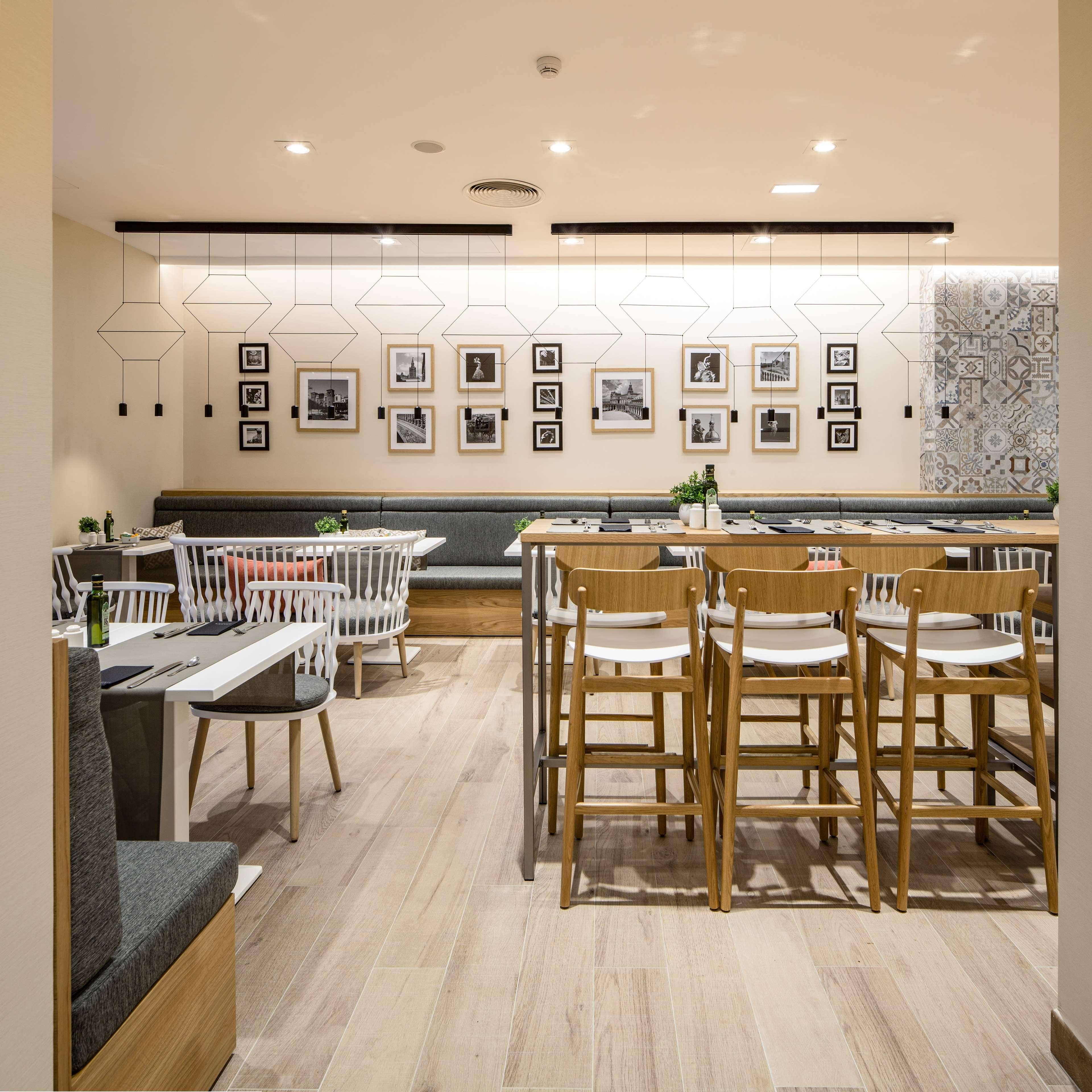 restaurants-restaurants