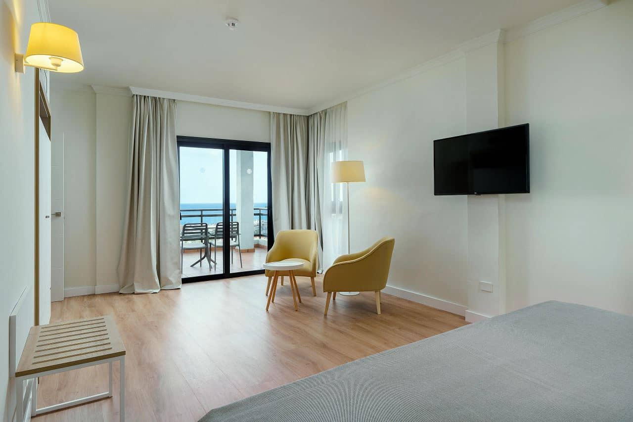 rooms-my-favourite-club-presidential-suite-balcony-or-terrace