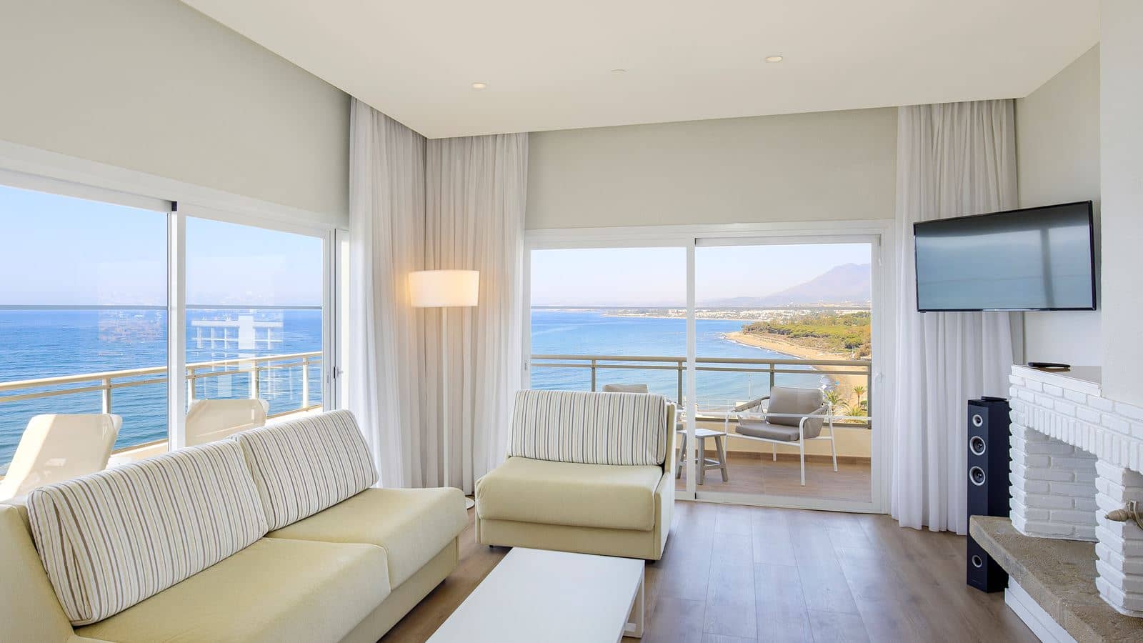 rooms-xtra-suite-with-balcony-or-terrace