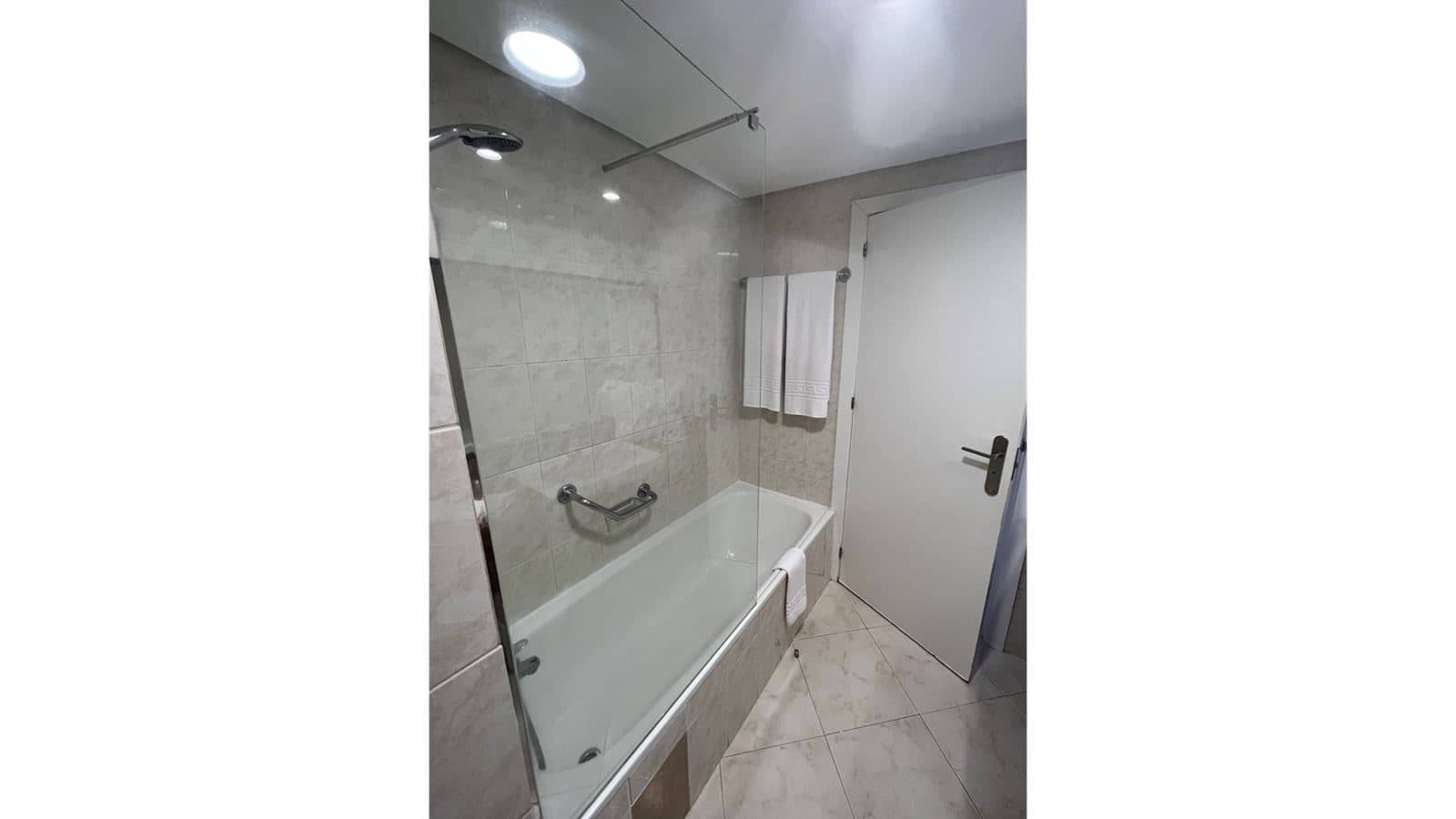 rooms-premium-double-room-sea-view-refurbished