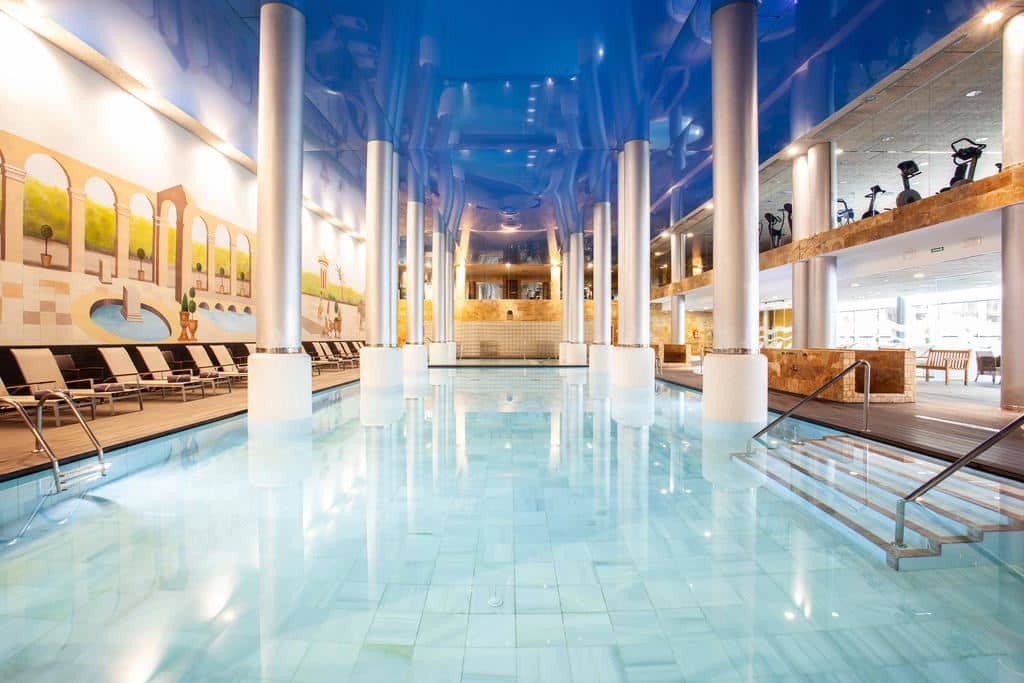 pools-indoor-pool