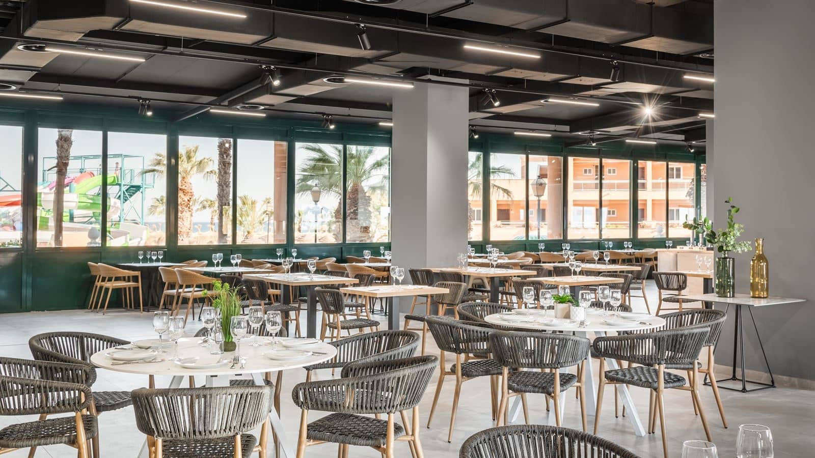 restaurants-restaurant