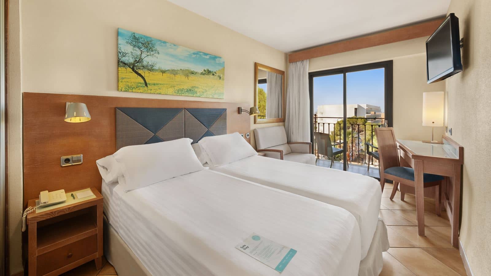 rooms-double-room-balcony-or-terrace--short-stay