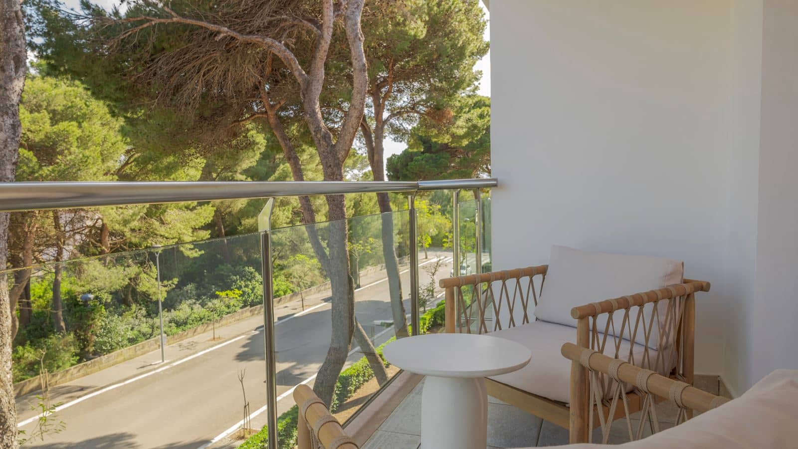 rooms-double-deluxe-2-twin-beds-balcony-or-terrace